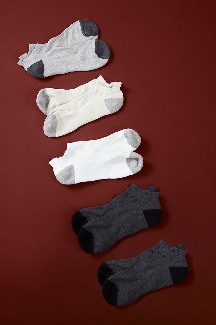 Flat lay view of 5-Pack Everyday Ankle Sock in different colors