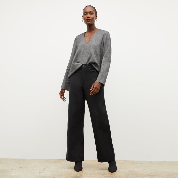Front image of a woman wearing the annette top in flannel twill | Lead