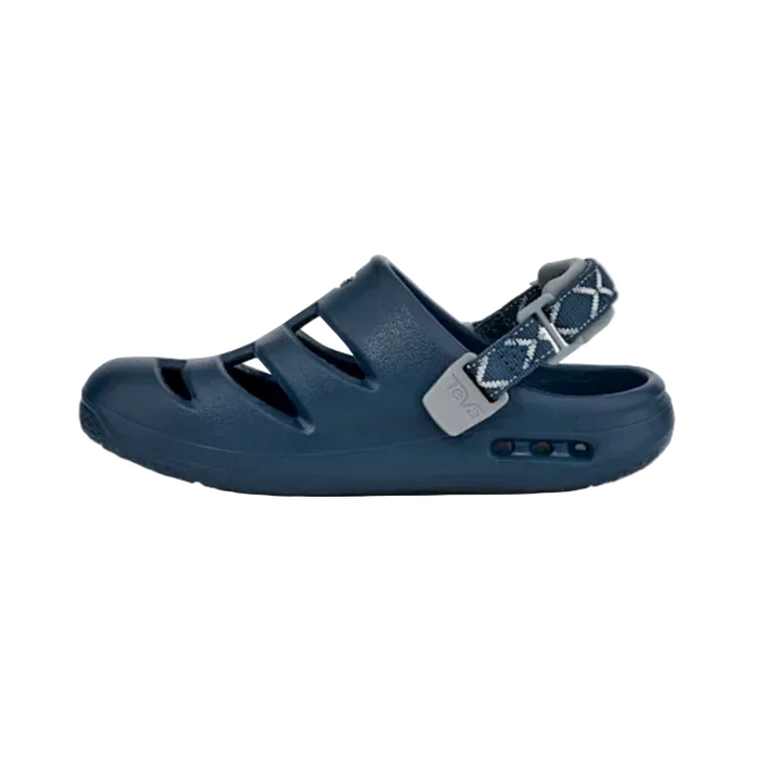 ApreAqua Closed-Toe Water Sandal (Toddler/Little Kid/Big Kid)