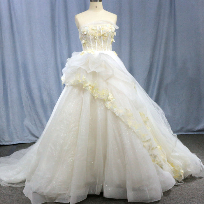 Ballgown Appliqued Strapless Tulle Wedding Dress With Flower - Rosymae