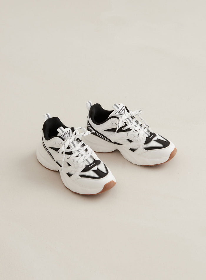 Black/White Athena 100