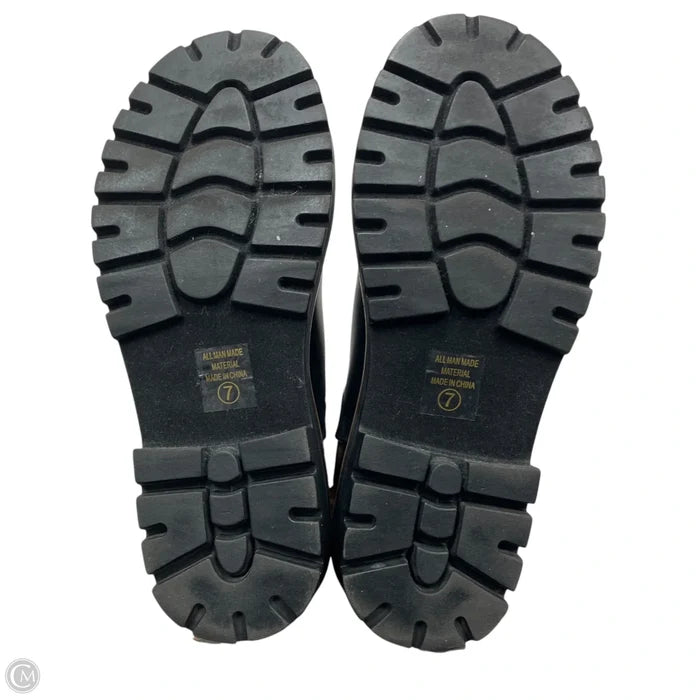 Boots Ankle Flats By Soda In Black, Size: 7