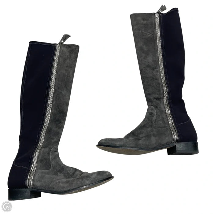 Boots Designer By Stuart Weitzman In Black & Grey, Size: 8.5
