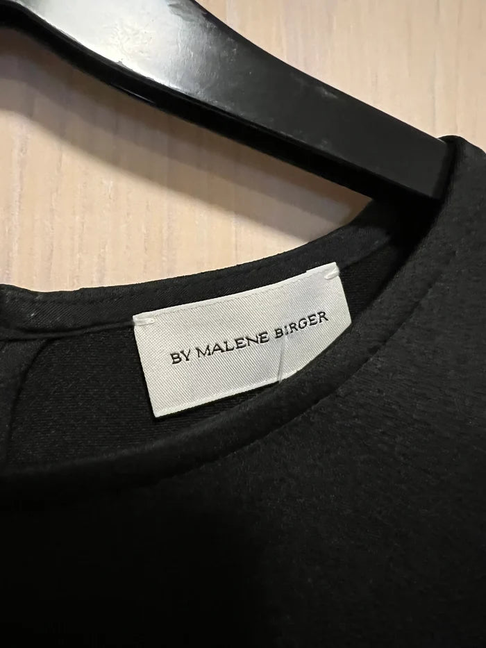 By Malene Birger Sofya . Black-klänning NWOT