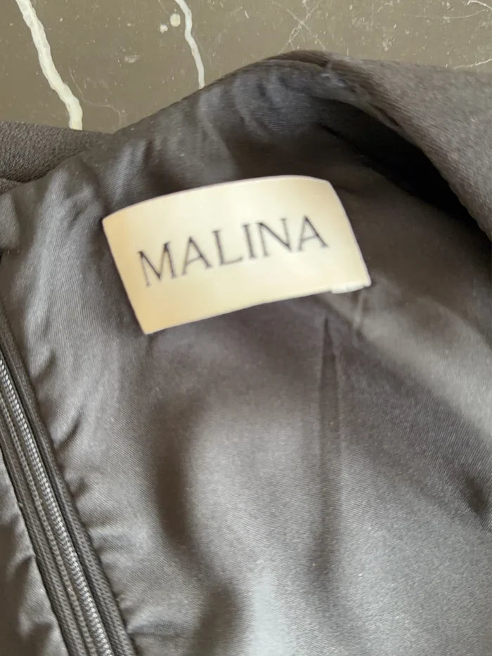 By Malina Sonja-klänning
