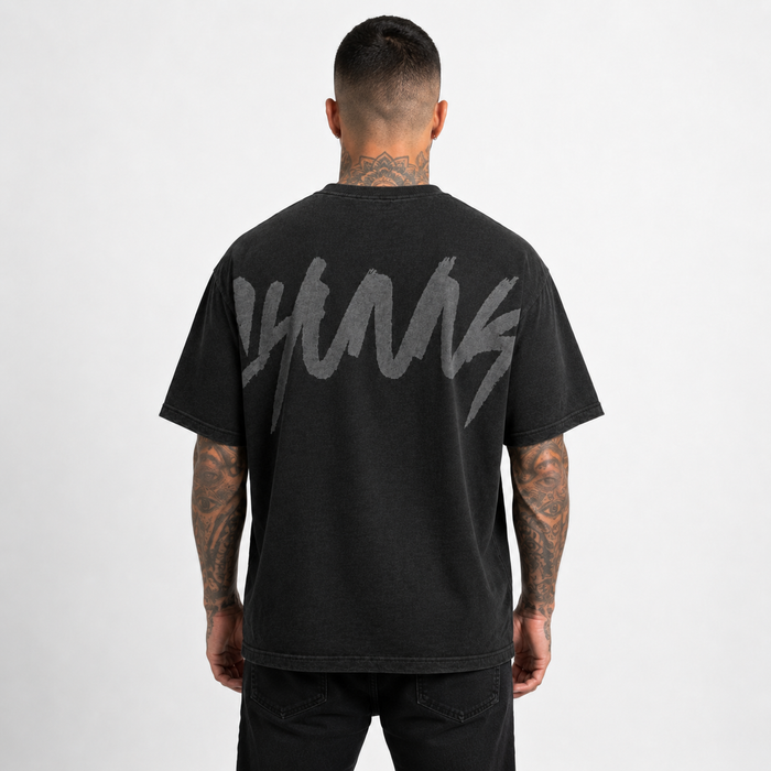 1HUNNA Casual Knit T-shirt in zwart – gedragen achterkant