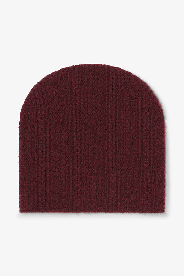 Packshot image of the Circle Cable Beanie in Chianti | Still | Exclude | Grid