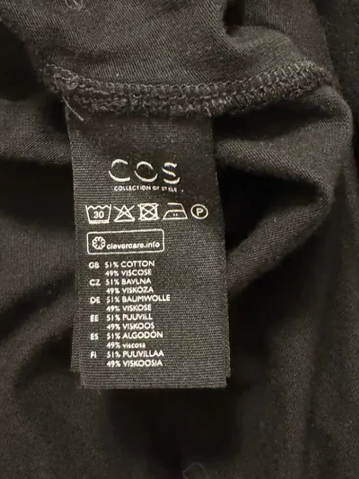 Cos-klänning