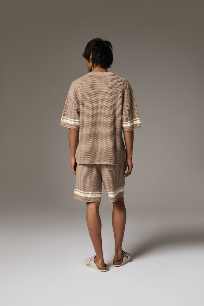 CROCHET KNITTED CONTRAST STRIPE T-SHIRT - BROWN