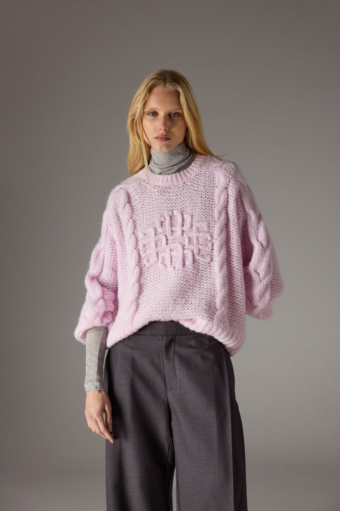 EMBLEM PLAITED OVERSIZED KNIT JUMPER - PINK