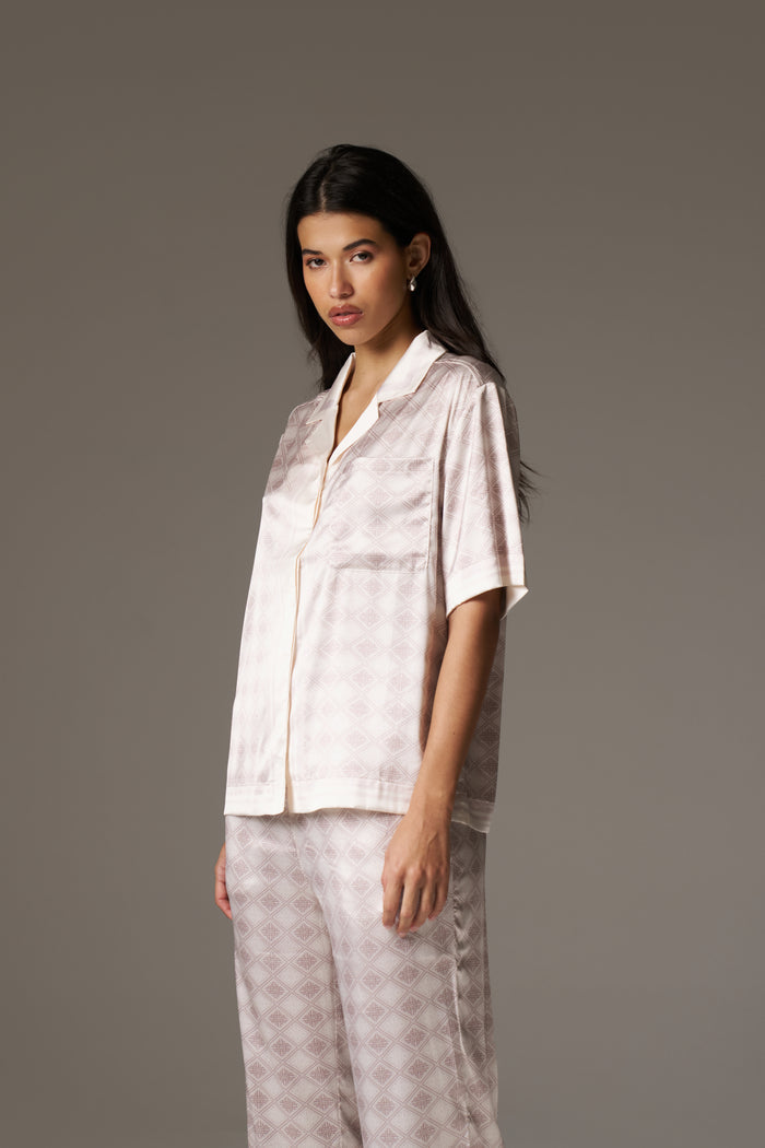 EMBLEM PRINT SHIRT - BEIGE
