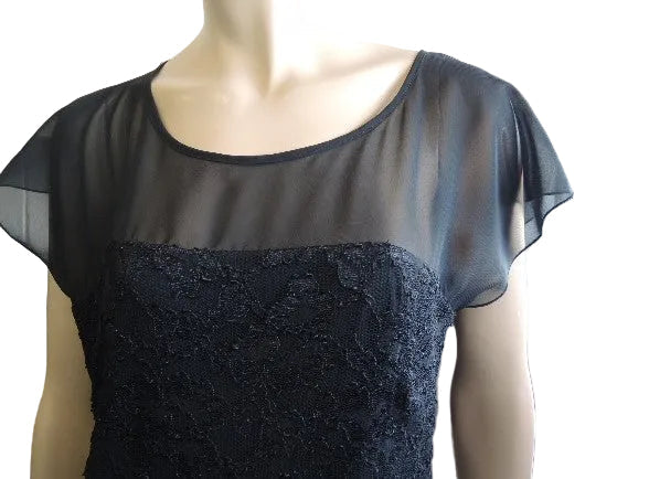 Eve Hunter Lace Dress (Navy or Black)