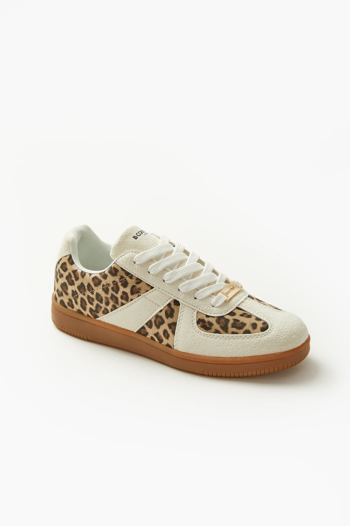 Fairfield Low-Profile Trainer - Off-White/Brown