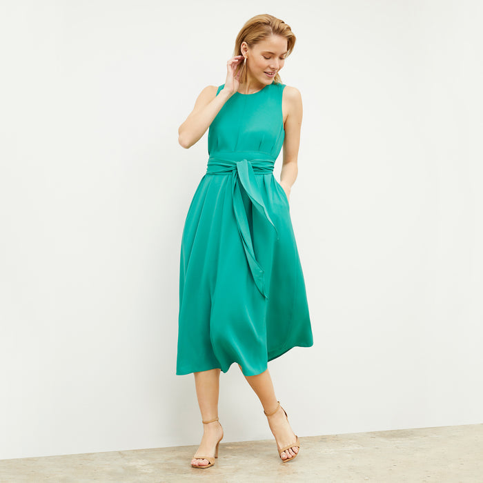 Front image of a woman wearing the Fatima Dress - Eco Heavy Crepe in Tropical Green | Lead