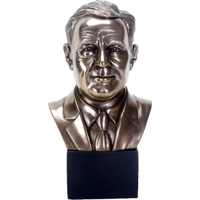 front view of FDR Bust on attached pedestal