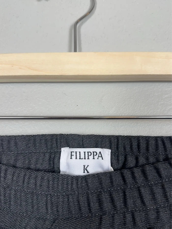 Filippa K Theo-kostymbyxor