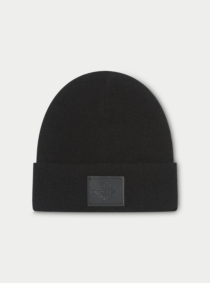 FLUFFY KNIT EMBLEM BEANIE - BLACK