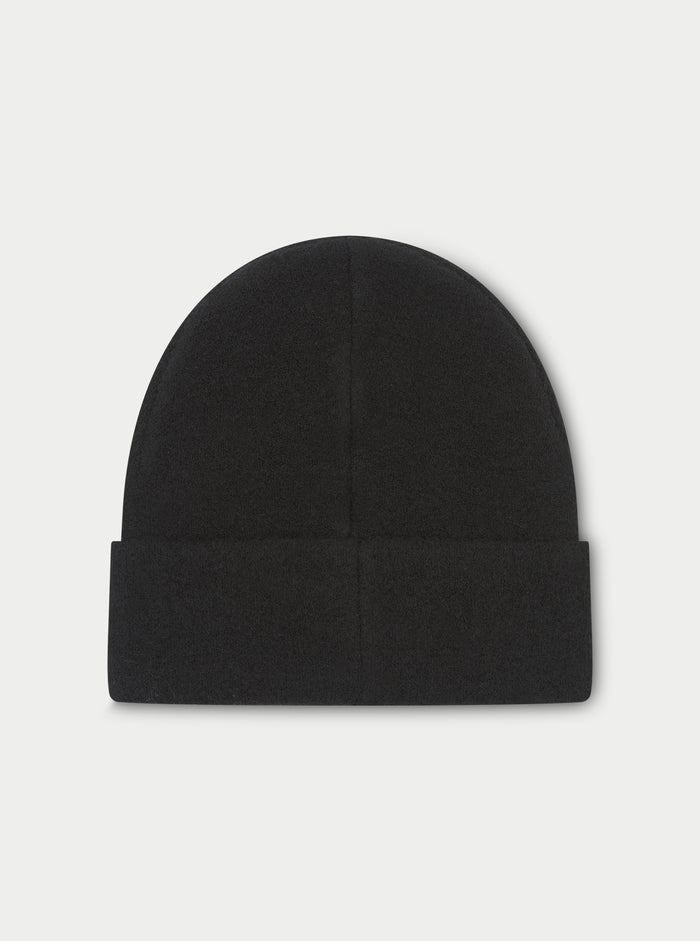 FLUFFY KNIT EMBLEM BEANIE - BLACK