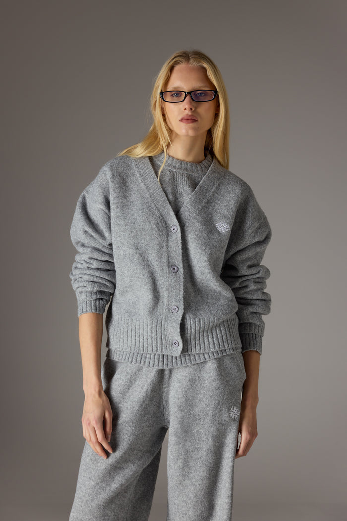 FLUFFY KNIT EMBLEM EMBROIDERED CARDIGAN - GREY MARL