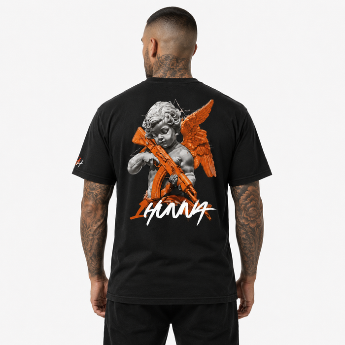 1HUNNA Gallery 001 Faith Over Fear T-shirt in zwart – gedragen achterkant