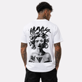 1HUNNA Gallery 005 Queen of Curses T-shirt in wit – gedragen achterkant