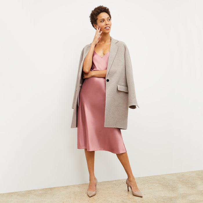 Front image of a woman wearing the kasha coat in stone melange | Exclude