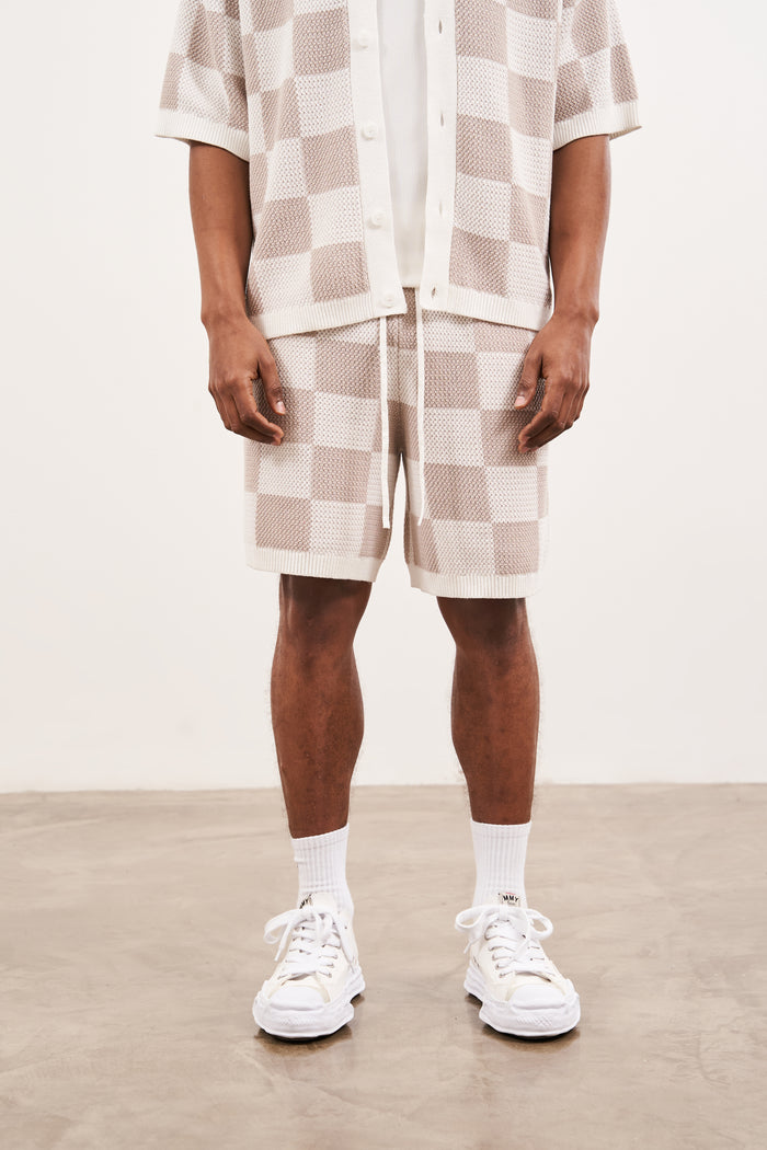 KNITTED CHECKERBOARD SHORTS - OFF WHITE