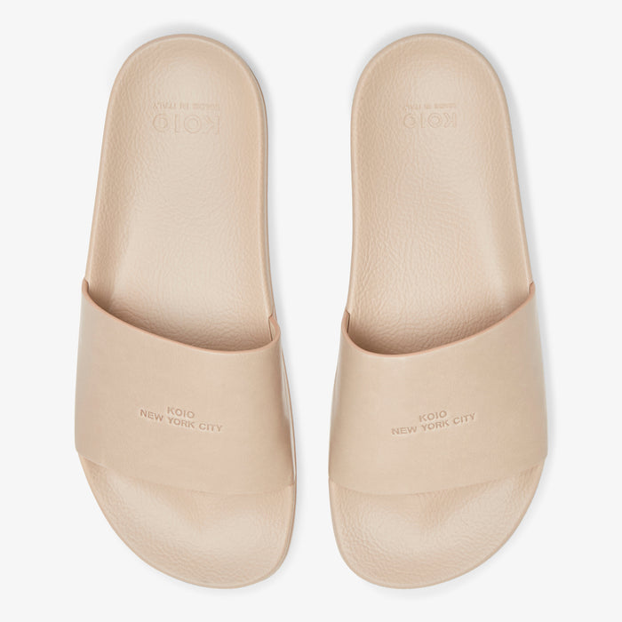 Packshot image of the KOIO Elba Slide - Leather in Taupe