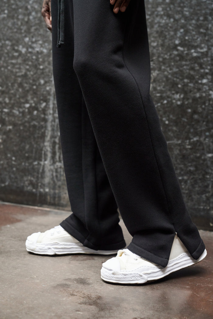 LAUNDERED CLASSICS JOGGERS - WASHED BLACK