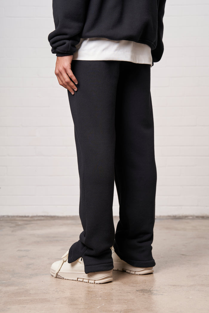 LAUNDERED CLASSICS JOGGERS - WASHED BLACK