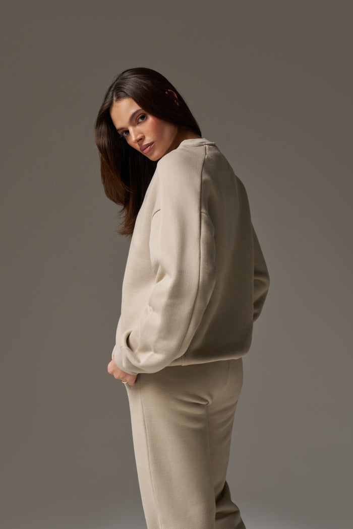 LAUNDERED CLASSICS SEAM DETAIL SWEATSHIRT - BEIGE