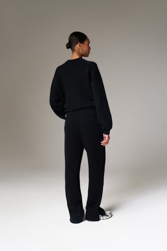 LAUNDERED CLASSICS SEAM DETAIL SWEATSHIRT - WASHED BLACK