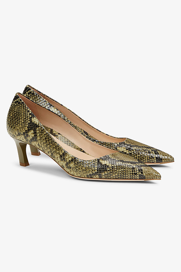 Packshot image of the Lillian Pump in Olive / Black | Grid | Still | Exclude