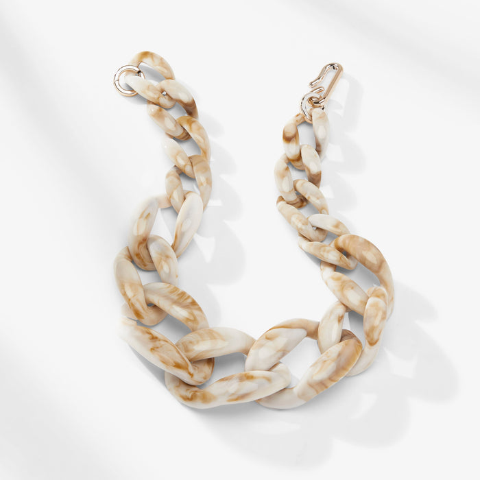 still image of the lygia necklace | Lead
