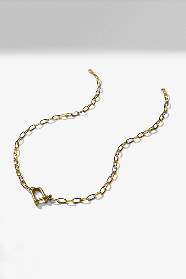 packshot image of the lyra necklace in gold | Exclude | Grid | Still