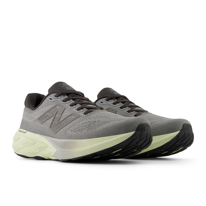 Men's 880 v15