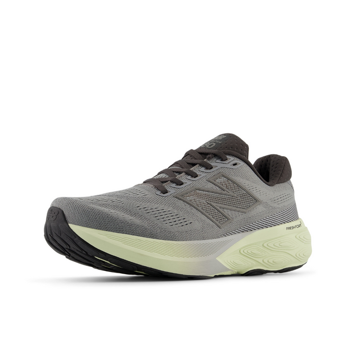Men's 880 v15