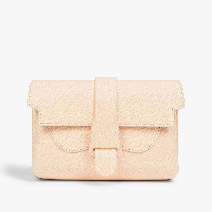 Still image of the M.M.LaFleur x SENREVE Aria Belt Bag in Chablis | Lead