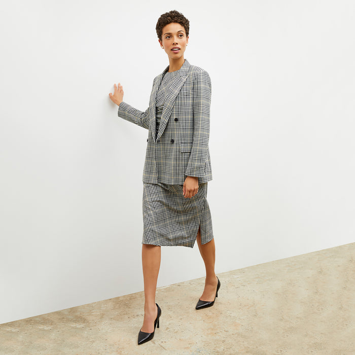 Front image of a woman wearing the o'hara blazer in plaid sharkskin