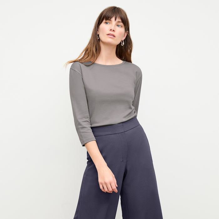 front image of a woman wearing the owen t-shirt in thistle | Lead