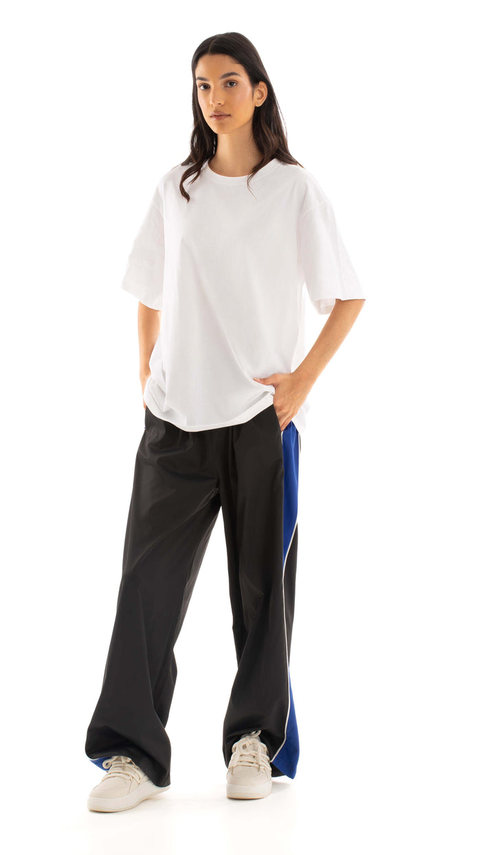 Relaxed Pants Featuring Side Stripe Detail