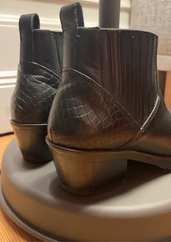 Rodebjer-skinnboots