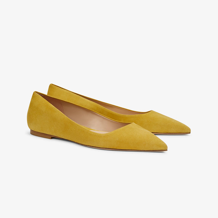 Packshot image of the Rowan flat in Turmeric | Lead