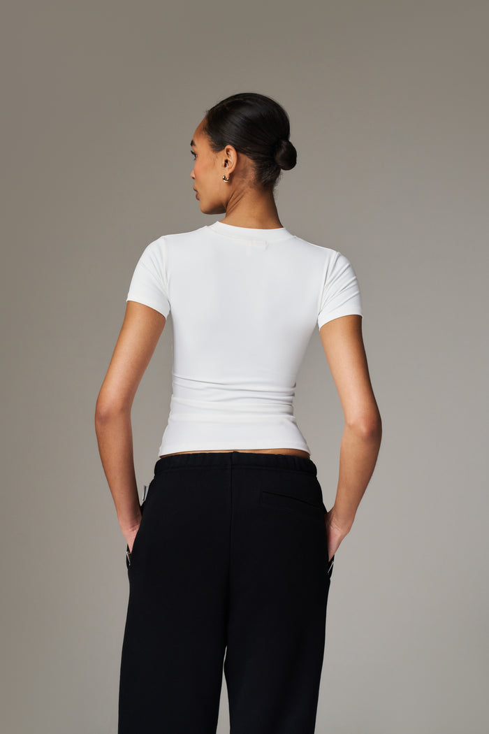 SCULPTING STRETCH EMBLEM BABY TEE - OFF WHITE
