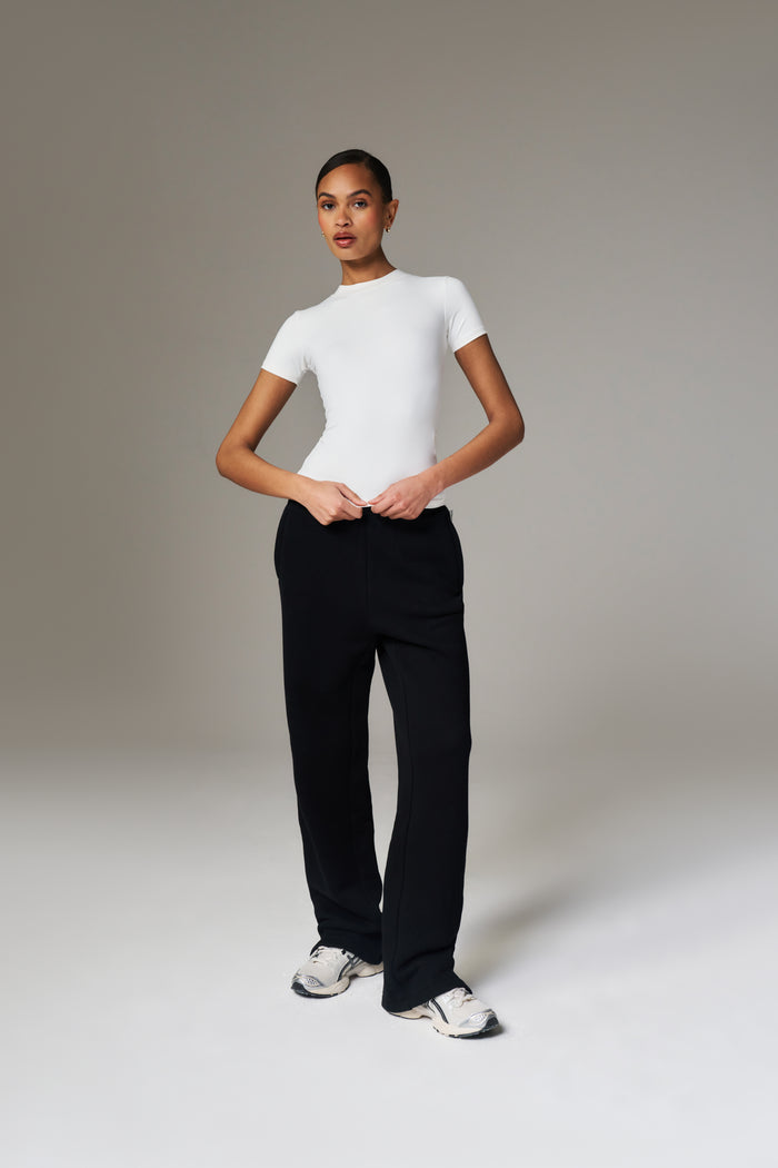 SCULPTING STRETCH EMBLEM BABY TEE - OFF WHITE
