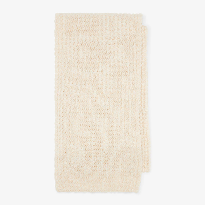 Packshot image of the scarf in ivory | Lead