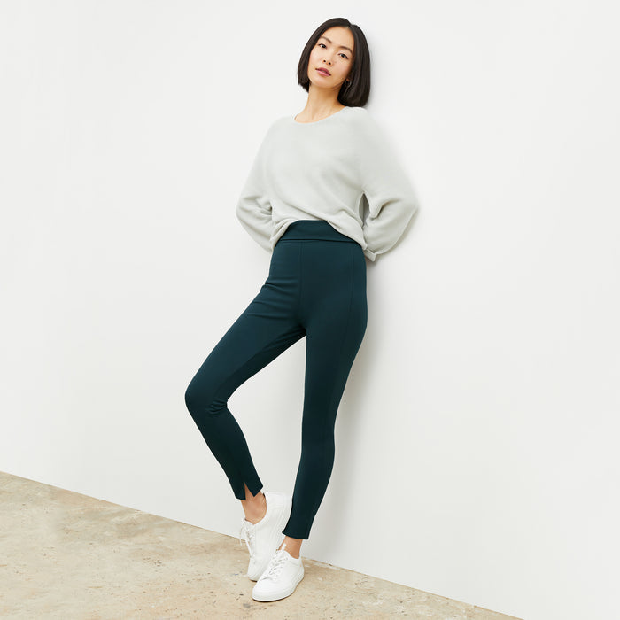 Front image of a woman wearing the Stella Legging in Deep Sea | Lead