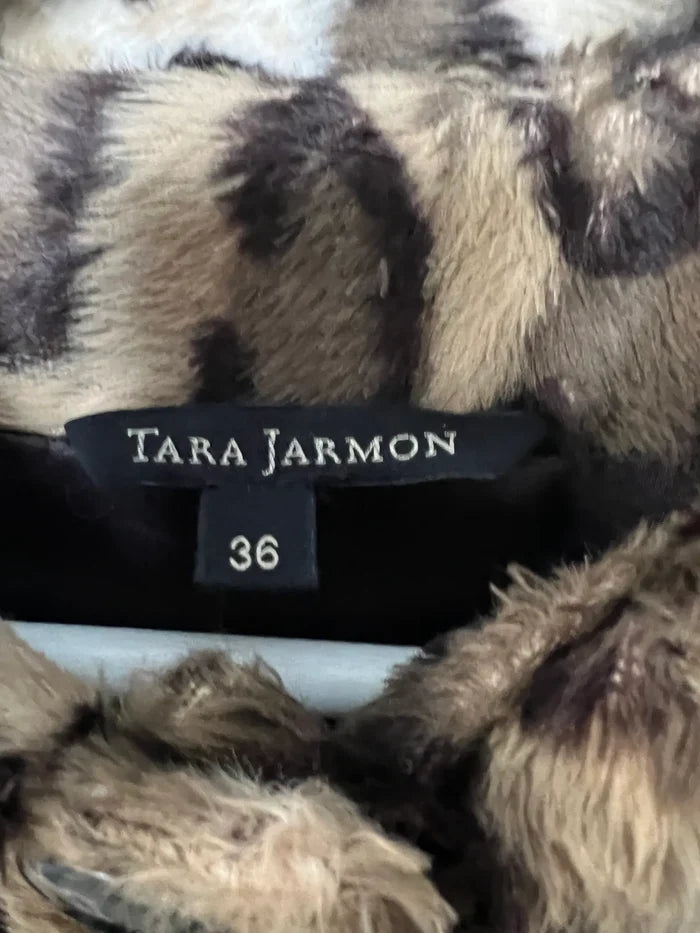 Tara Jarmon-kappa