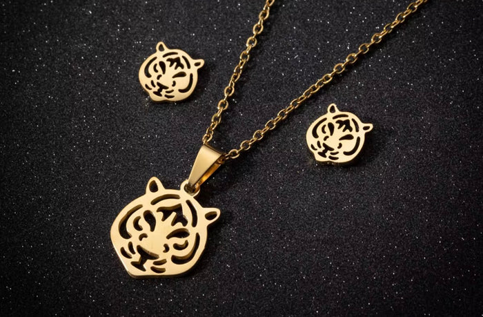 Tiger Earrings & Necklace Set