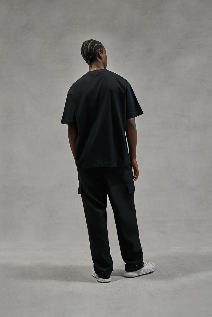 TONAL EMBLEM RELAXED T-SHIRT - BLACK